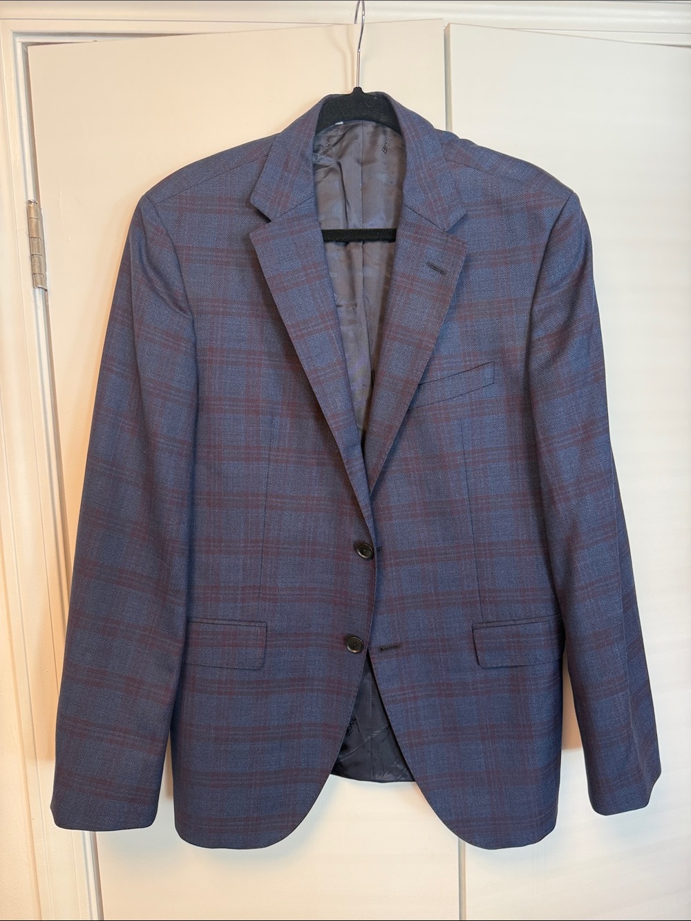 Hugo Boss Blue Plaid Sport Coat with Subtle Brown Windowpane